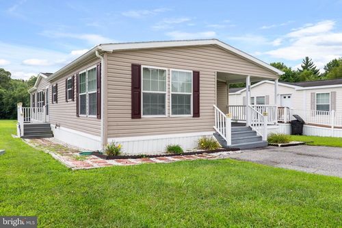 39 Queen Eleanor Dr, ELKTON, MD, 21921-7010 | Card Image