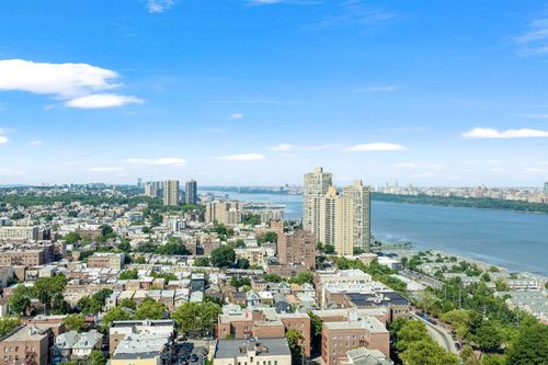 30b-6040 Kennedy Blvd E, West New York, NJ, 07093-3866 | Card Image