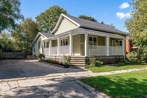 146 Church St N, Saint Marys, ON, N4X0B7 | Card Image