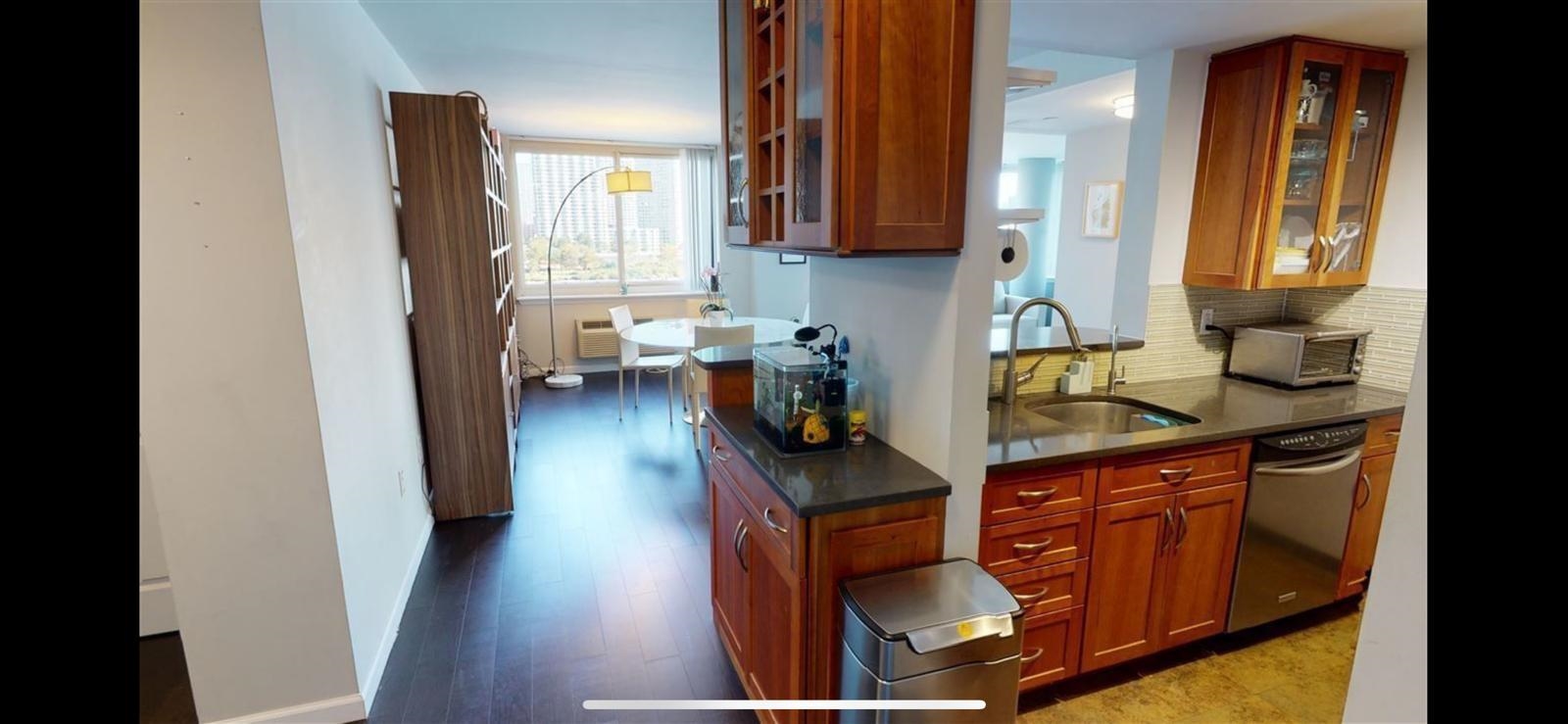 Residential Lease in JC, Downtown 4