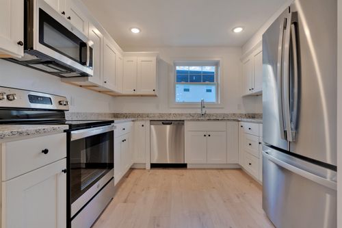 unit-b-4 Cape Coral Way, Rochester, NH, 03867-2247 | Card Image