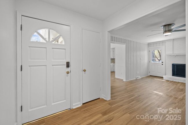 Front Entry | Image 9