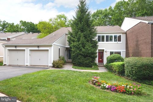 16 Cameron Ct, Princeton, NJ, 08540-3924 | Card Image