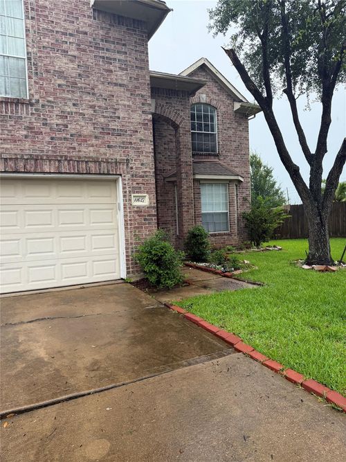 11627 Swiftwater Bridge Ln, Sugar Land, TX, 77498-7052 | Card Image