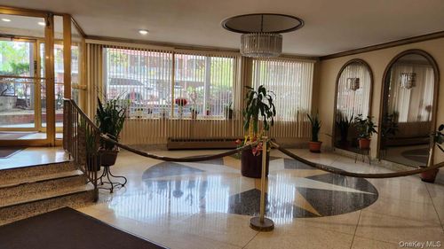 5b-37th Ave 37th Ave, Flushing, NY, 11354-4418 | Card Image