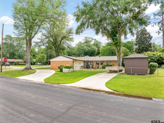 311 E Amherst Dr, House other with 3 bedrooms, 2 bathrooms and null parking in Tyler TX | Image 25