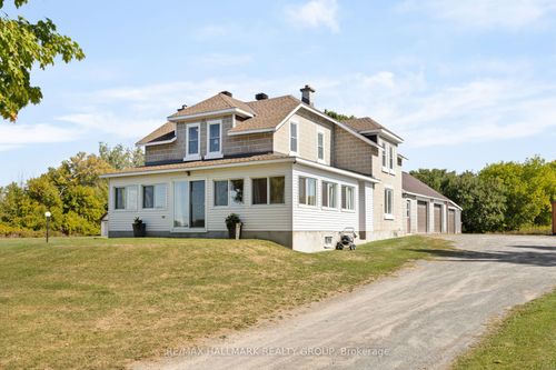 5349 Bowesville Rd, Gloucester, ON, K1X1B8 | Card Image