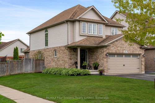 28 Brooke Ave, Collingwood, ON, L9Y5L2 | Card Image