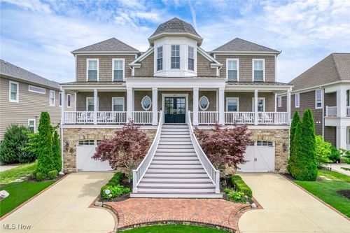 497 Bay Point Blvd, Marblehead, OH, 43440-3301 | Card Image