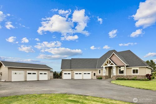 670 Berry Rd, Ellensburg, WA, 98926-8769 | Card Image