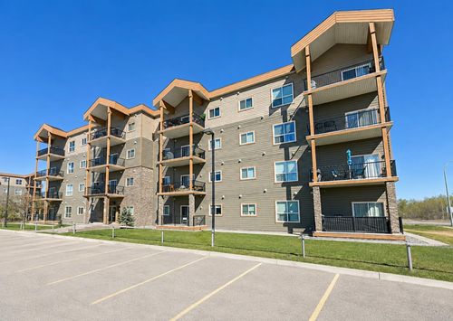 208-9229 Lakeland Dr, Grande Prairie, AB, T8X0B8 | Card Image