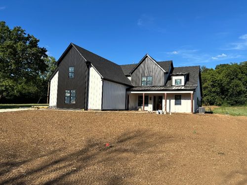 2039 Liberty Ln, GALLATIN, TN, 37066-9148 | Card Image