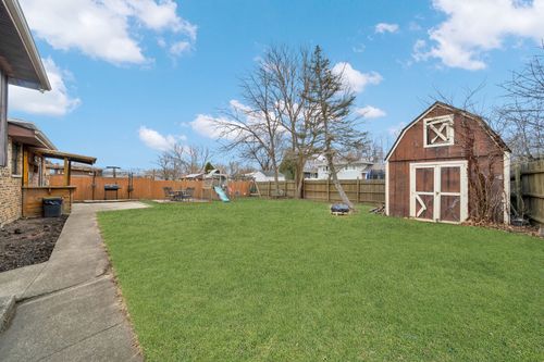 10732 S Meadow Ln, Palos Hills, IL, 60465-2223 | Card Image