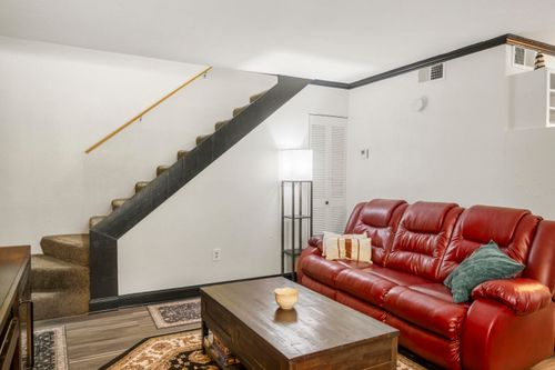 900 Mountain Creek Rd, Chattanooga, TN, 37405-4502 | Card Image