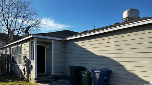 15319 Kamary Ln, San Antonio, TX, 78247-5439 | Card Image