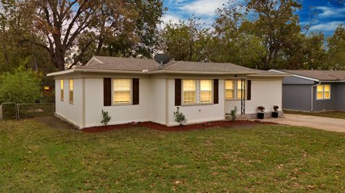 1520 Valley View St, Mesquite, TX, 75149-2217 | Card Image