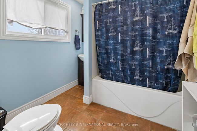 404 County Rd 29, House other with 3 bedrooms, 2 bathrooms and 10 parking in Toledo ON | Image 13