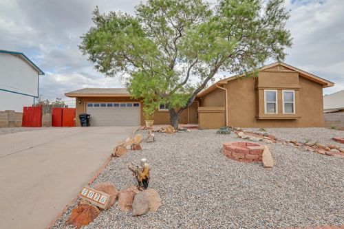 4076 Montreal Loop Ne, Rio Rancho, NM, 87144-8420 | Card Image