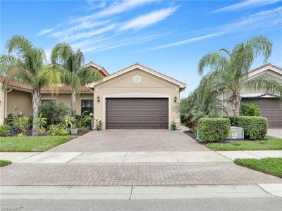 11892 Lakewood Preserve Pl, Home with 2 bedrooms, 2 bathrooms and null parking in Fort Myers FL | Image 3