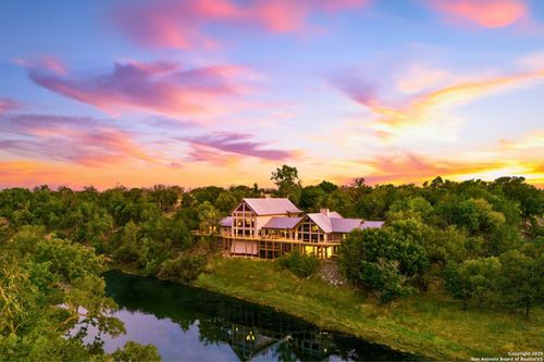 556 Cliff View Loop, Harper, TX, 78631 | Card Image