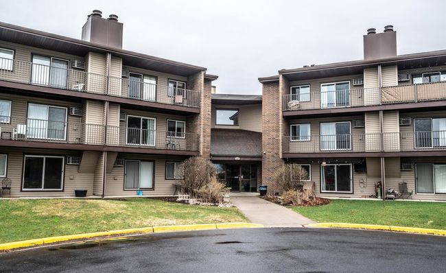 UNIT-119 - 3440 Golfview Dr, Condo with 1 bedrooms, 1 bathrooms and null parking in Eagan MN | Image 20
