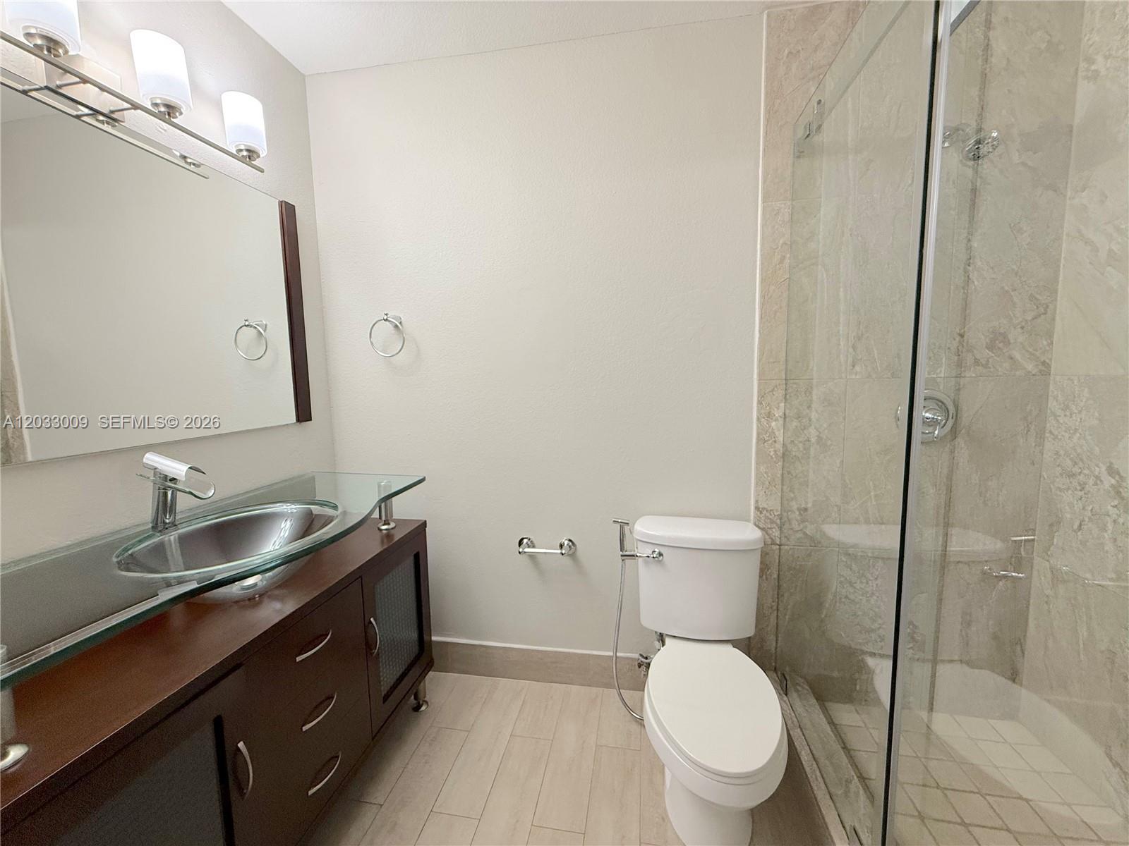 Residential Lease in Hialeah 5