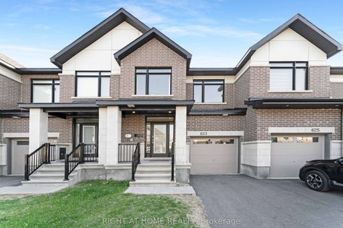 623 Rathburn Lane, Gloucester, ON, K1T0V7 | Card Image