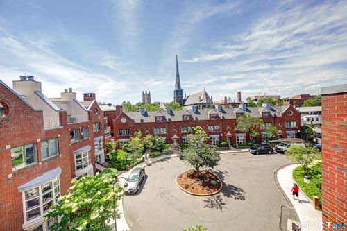 39-39 Temple Court, New Haven, CT, 06511 | Card Image