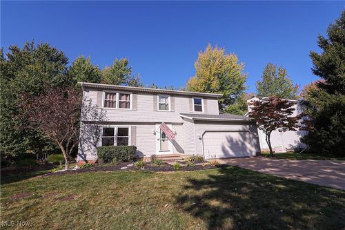 6870 Georgetown Dr, Mentor, OH, 44060-8444 | Card Image
