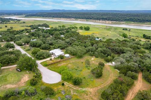 Lot 18 South Cv, Spicewood, TX, 78669 | Card Image