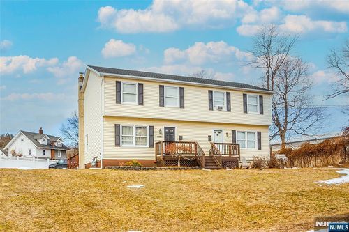 46A Walnut St, Pompton Lakes, NJ, 07442 | Card Image