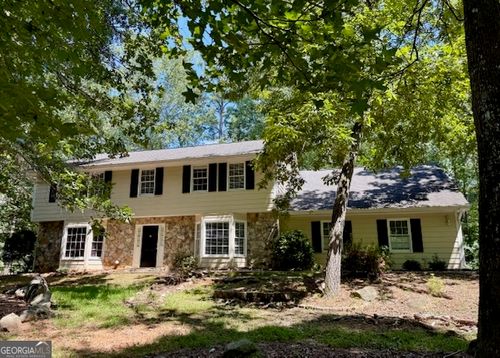 100 Forest Hall Ln, Fayetteville, GA, 30214-4025 | Card Image