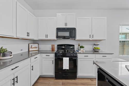 200 Montego St, Hutto, TX, 78634-2509 | Card Image