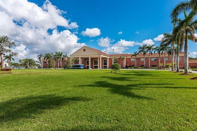 310 Brighton H, Condo with 2 bedrooms, 2 bathrooms and null parking in Boca Raton FL | Image 33