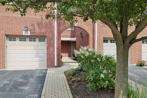 5-a2-916 Enfield Dr, Northbrook, IL, 60062-5987 | Card Image