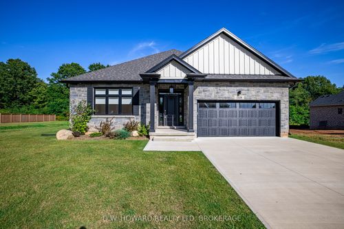 1129 Balfour St, Fenwick, ON, L0S1C0 | Card Image