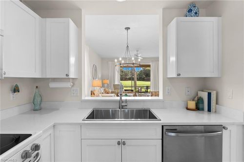 apt-101-2310 Carrington Ct, NAPLES, FL, 34109-1494 | Card Image