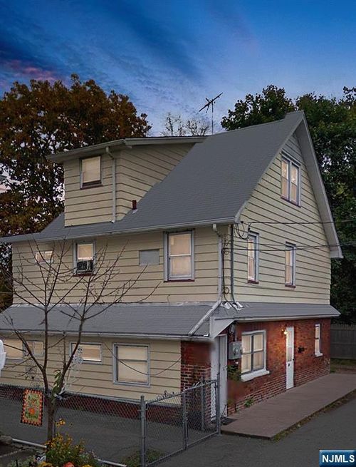 29 Locust St, Haskell, NJ, 07420-1330 | Card Image