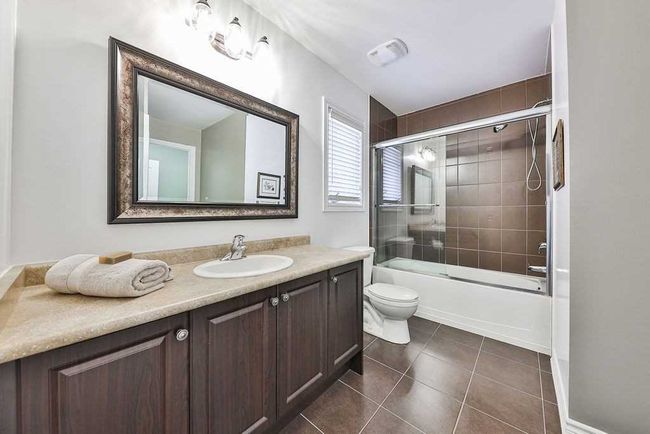 244 Mclaughlin Ave, House other with 4 bedrooms, 5 bathrooms and 6 parking in Milton ON | Image 22