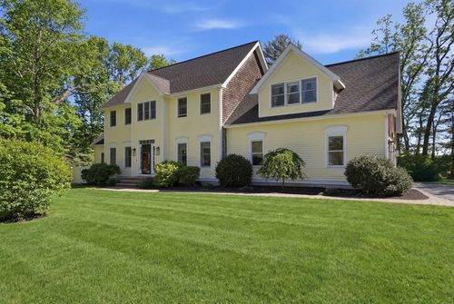 85 Cedar Crest Dr, Bridgewater, MA, 02324-1207 | Card Image