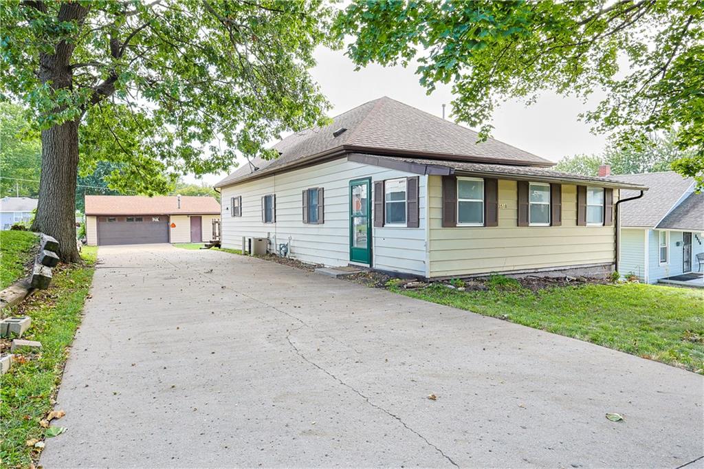 Lafayette St, Saint Joseph, MO 64507