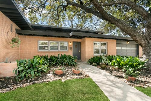 610 Cave Ln, San Antonio, TX, 78209-2423 | Card Image