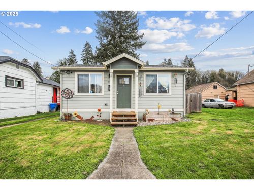 816 N Kelso Ave, Kelso, WA, 98626-4231 | Card Image