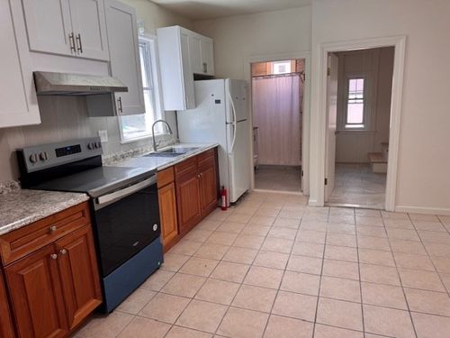 apt-2-193 Madison St, Malden, MA, 02148-7462 | Card Image