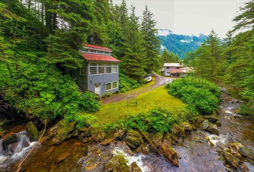 3555 North Douglas Hwy., Juneau, AK, 99801-7627 | Card Image