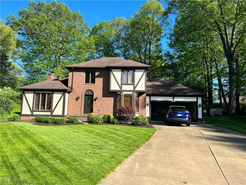 5100 Summitview Circle Nw, Canton, OH, 44708 | Card Image