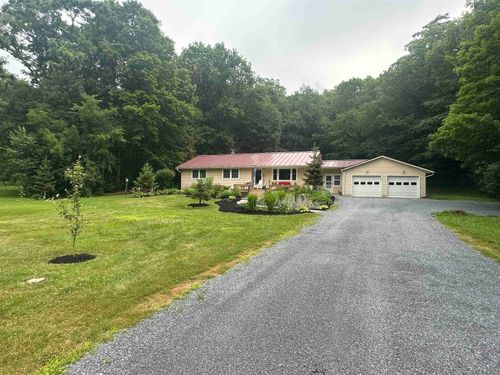 1537 Lake Dunmore Rd, Leicester, VT, 05733-9263 | Card Image