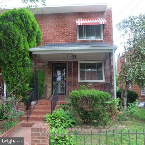 5907 8th St Ne, WASHINGTON, DC, 20011-2713 | Card Image