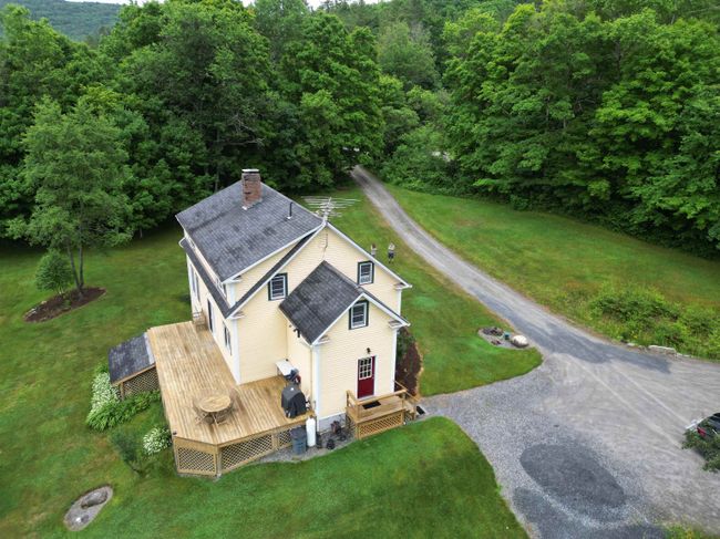 2425 Old Silo Rd, House other with 3 bedrooms, 3 bathrooms and null parking in Saint Johnsbury VT | Image 33