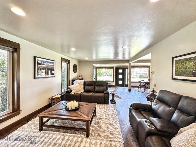 Living Room - view 1 | Image 7
